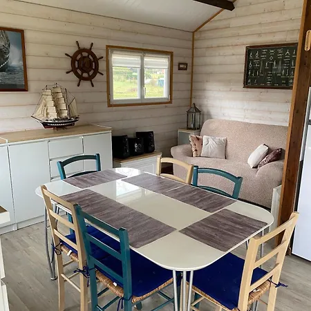 Le Chalet Cavron-Saint-Martin